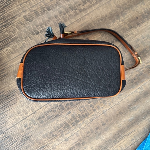 Dooney & Bourke Bucket-Style Bag - Picture 2 of 4